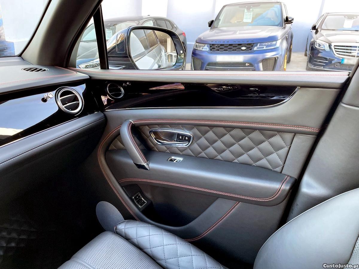 Bentley Bentayga V8 — fotografia 39