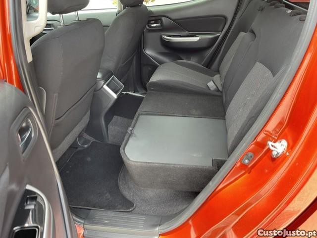 Mitsubishi L200 2.3 DI-D CD Invite Strakar Look 4WD — fotografia 5