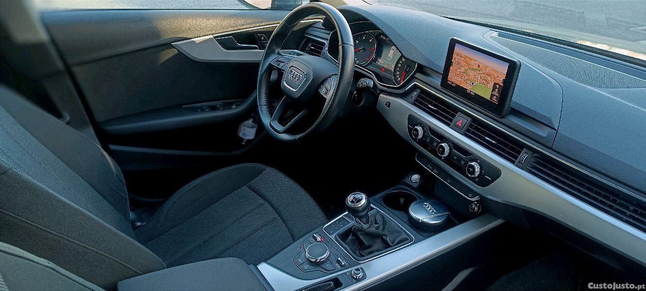 Audi A4 Avant 2.0 TDI — fotografia 4