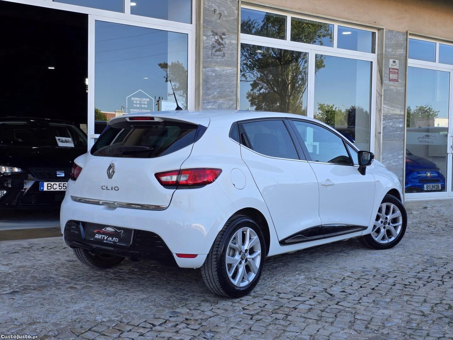 Renault Clio 1.5 dCi Limited — fotografia 11