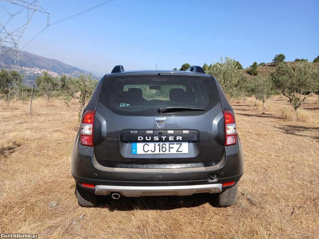 Dacia Duster 1.5 DCI 110 CV Prestige — fotografia 2