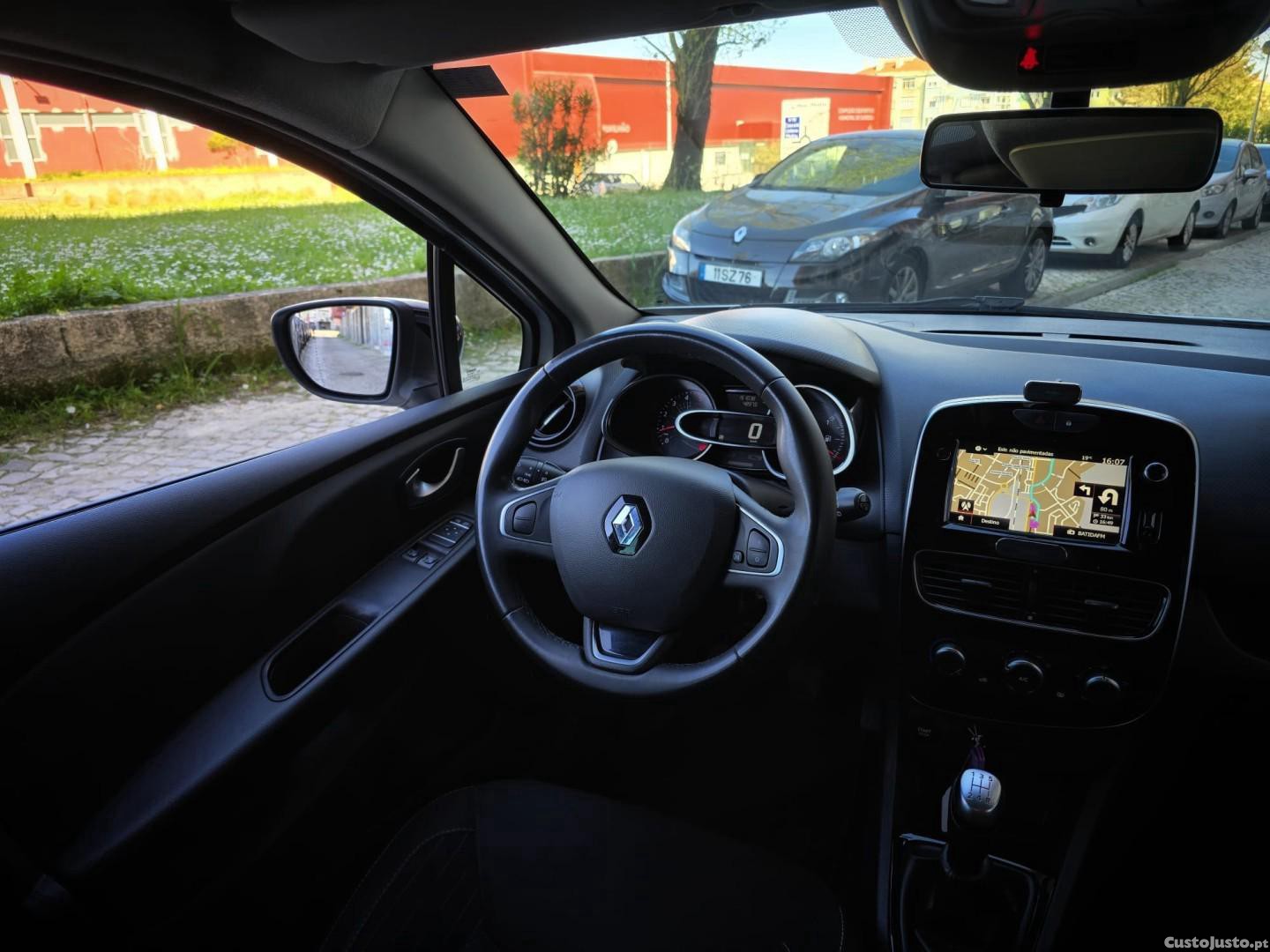 Renault Clio 1.5 dCi Limited — fotografia 7