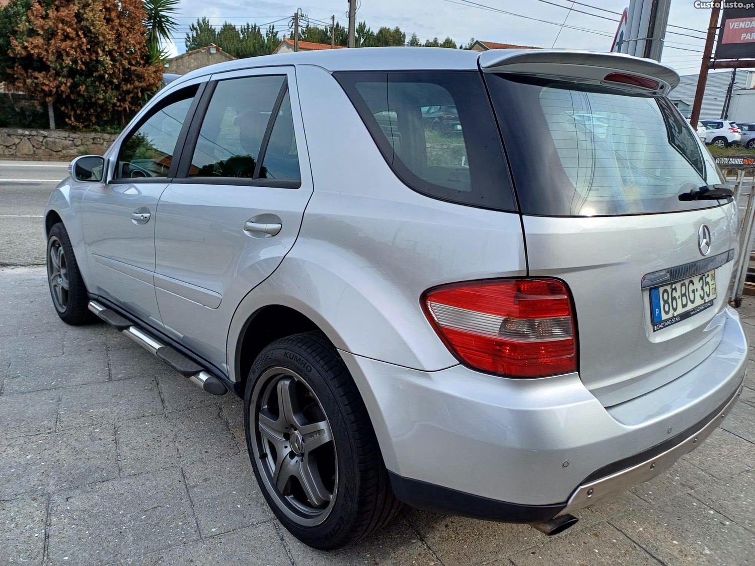 Mercedes-Benz ML 320 Livro de Revisoes ( Iuc Antigo )    Viatura  Nacional - 06 — photo 3