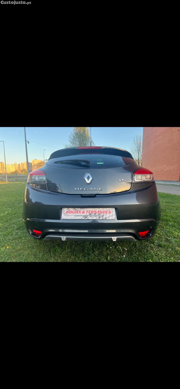 Renault Mégane COUPE GT LINE 1.5 dci 110cv — fotografia 15