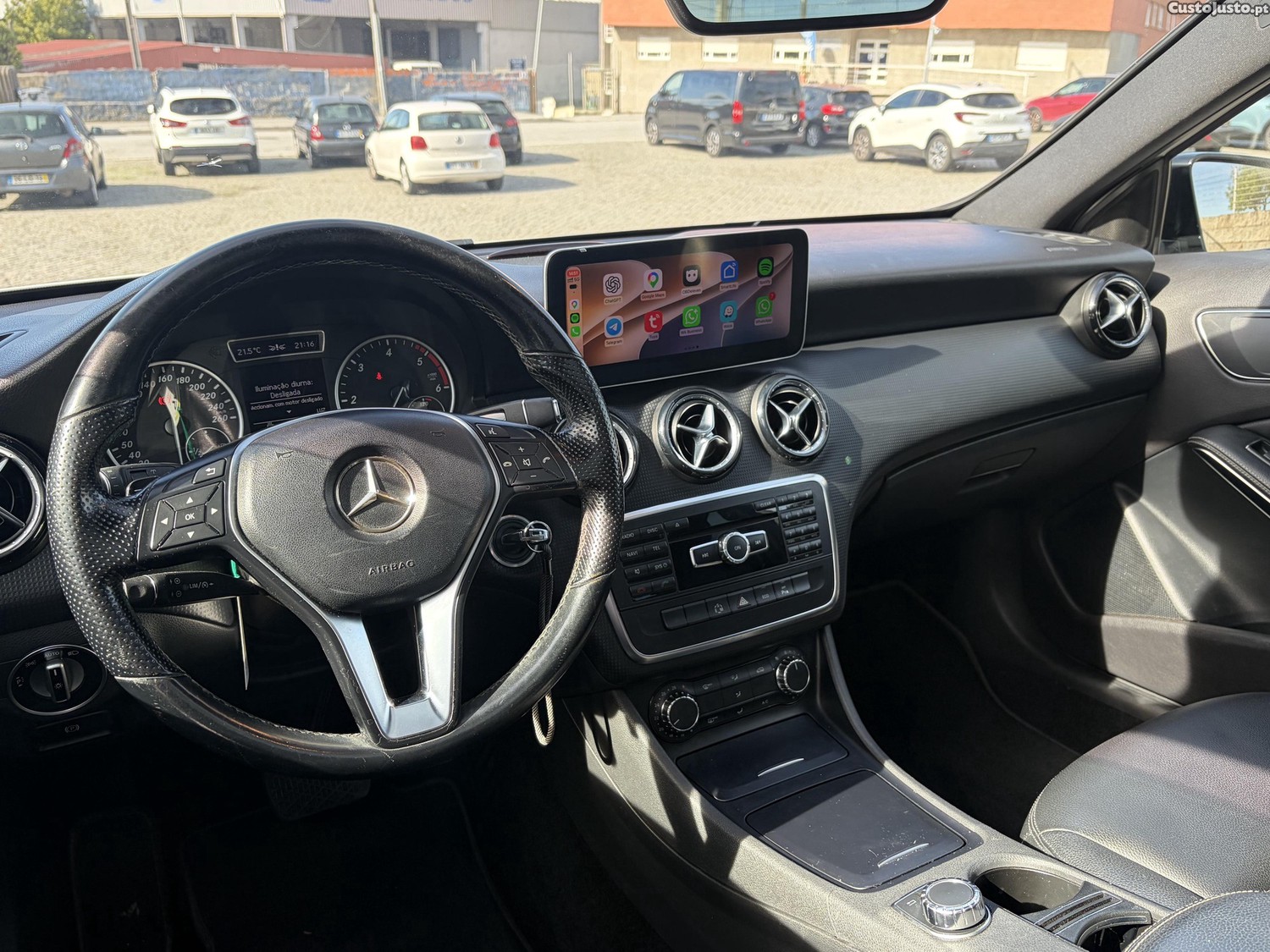 Mercedes-Benz A 200 Cdi 136CV Auto - 12 — photo 5