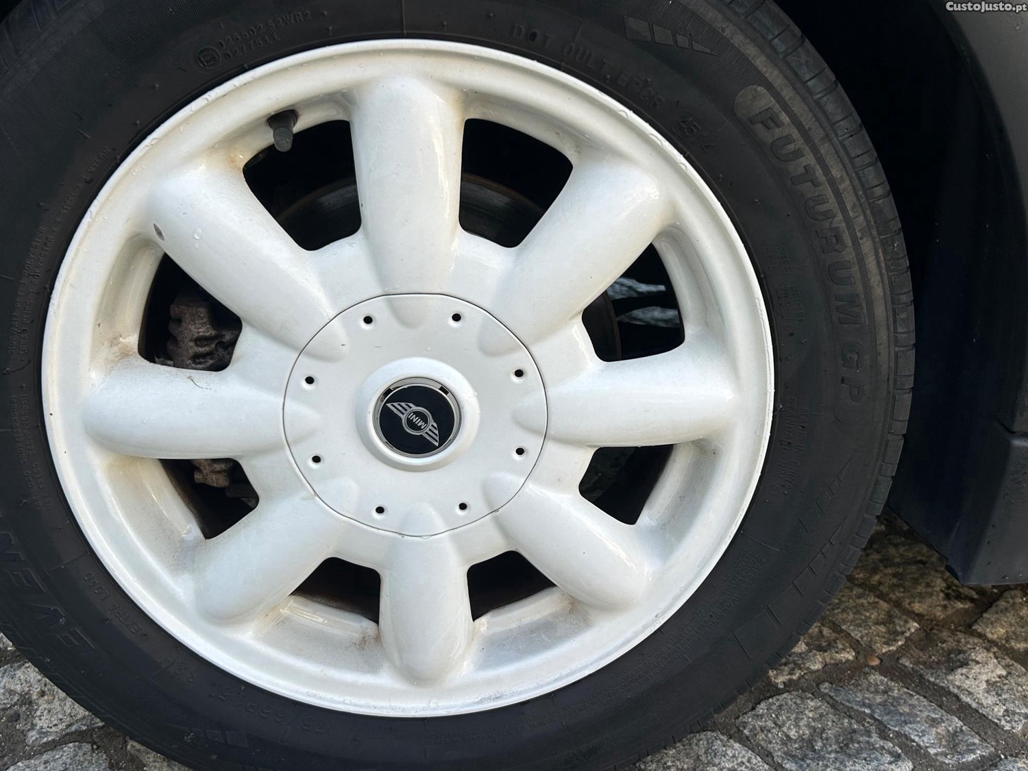 MINI Cooper 1.4 gasolina — photo 4