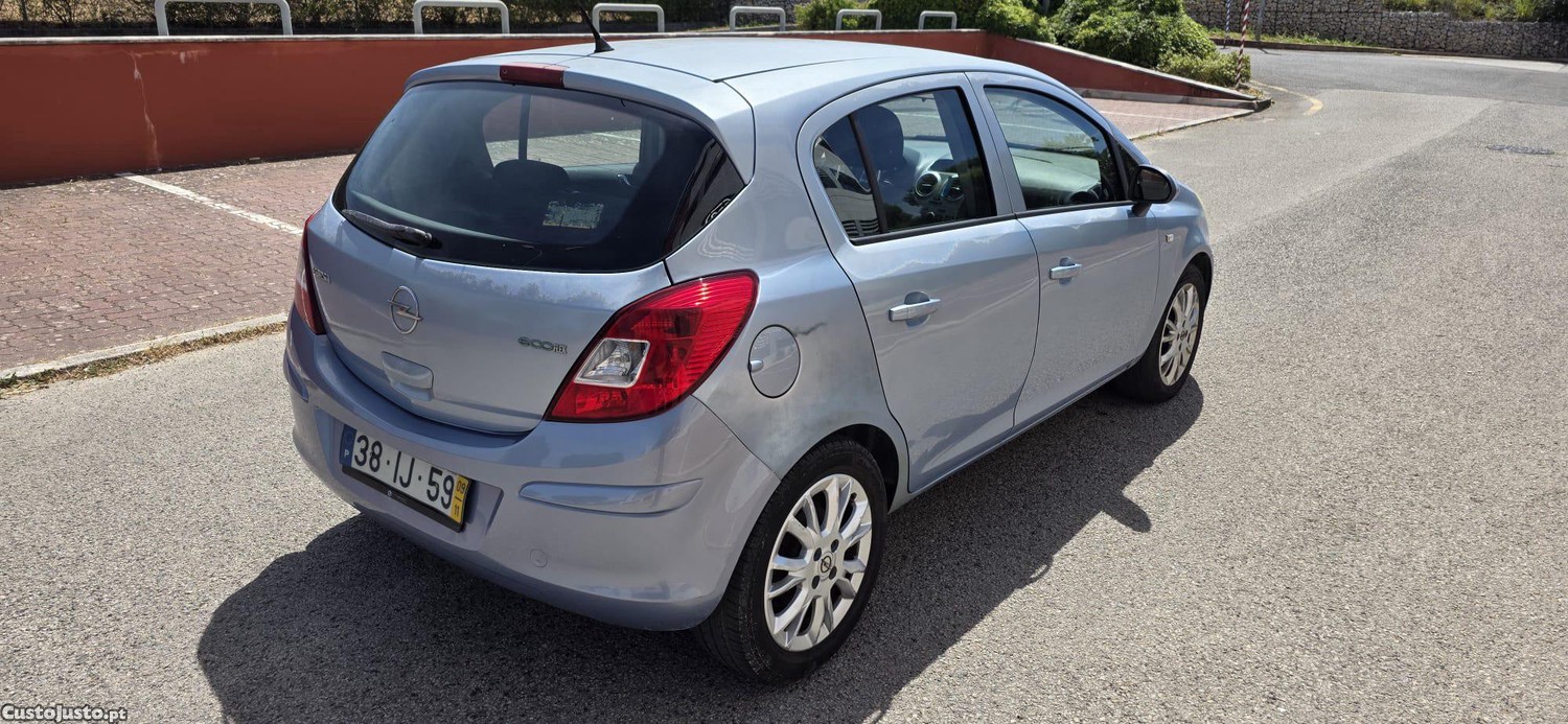 Opel Corsa 1.3 Cdti diesel — fotografia 9