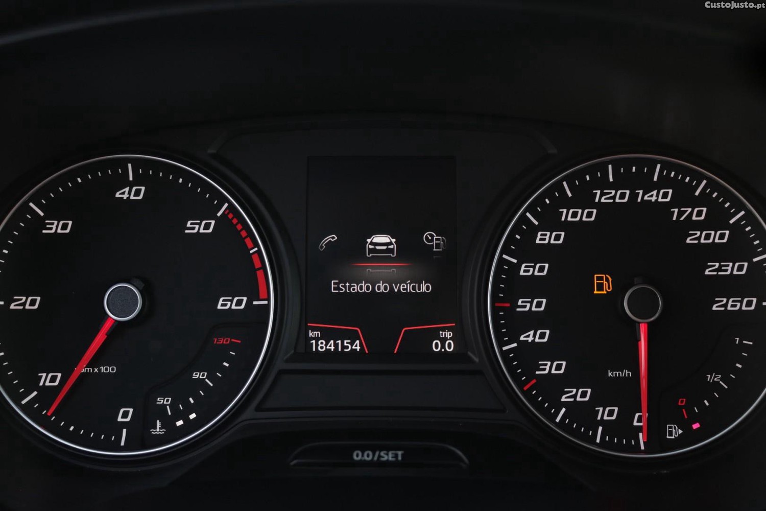 SEAT Leon ST 1.6 TDI Style 115cv — fotografia 16