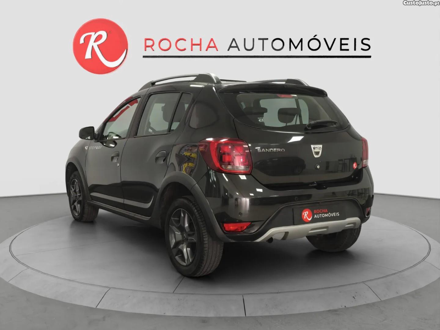 Dacia Sandero Stepway TCe 90 Prestige — fotografia 3