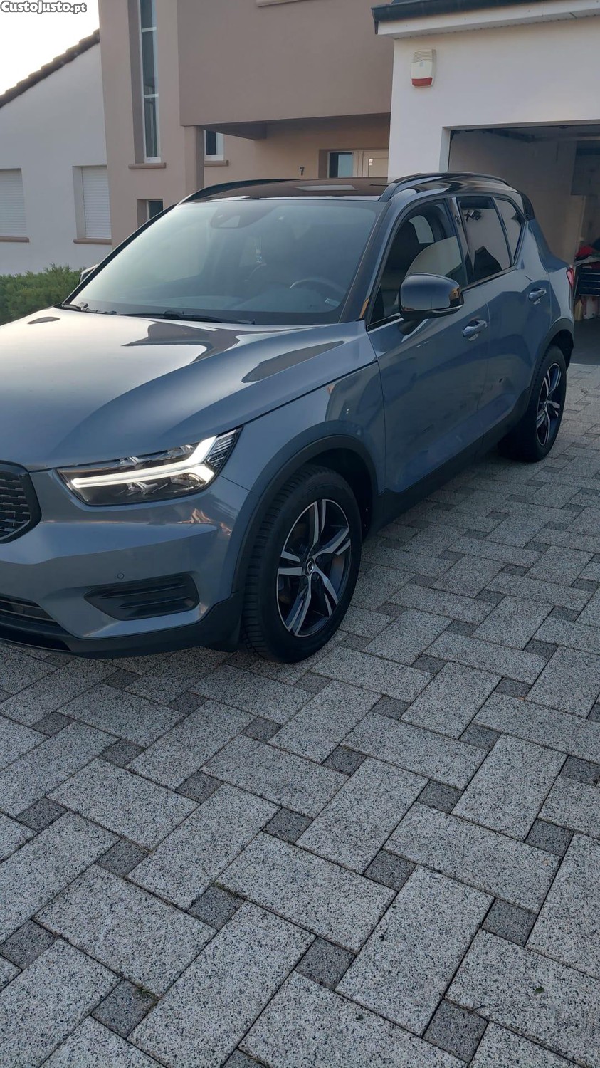 Volvo XC40 R/design - 20 — photo 3