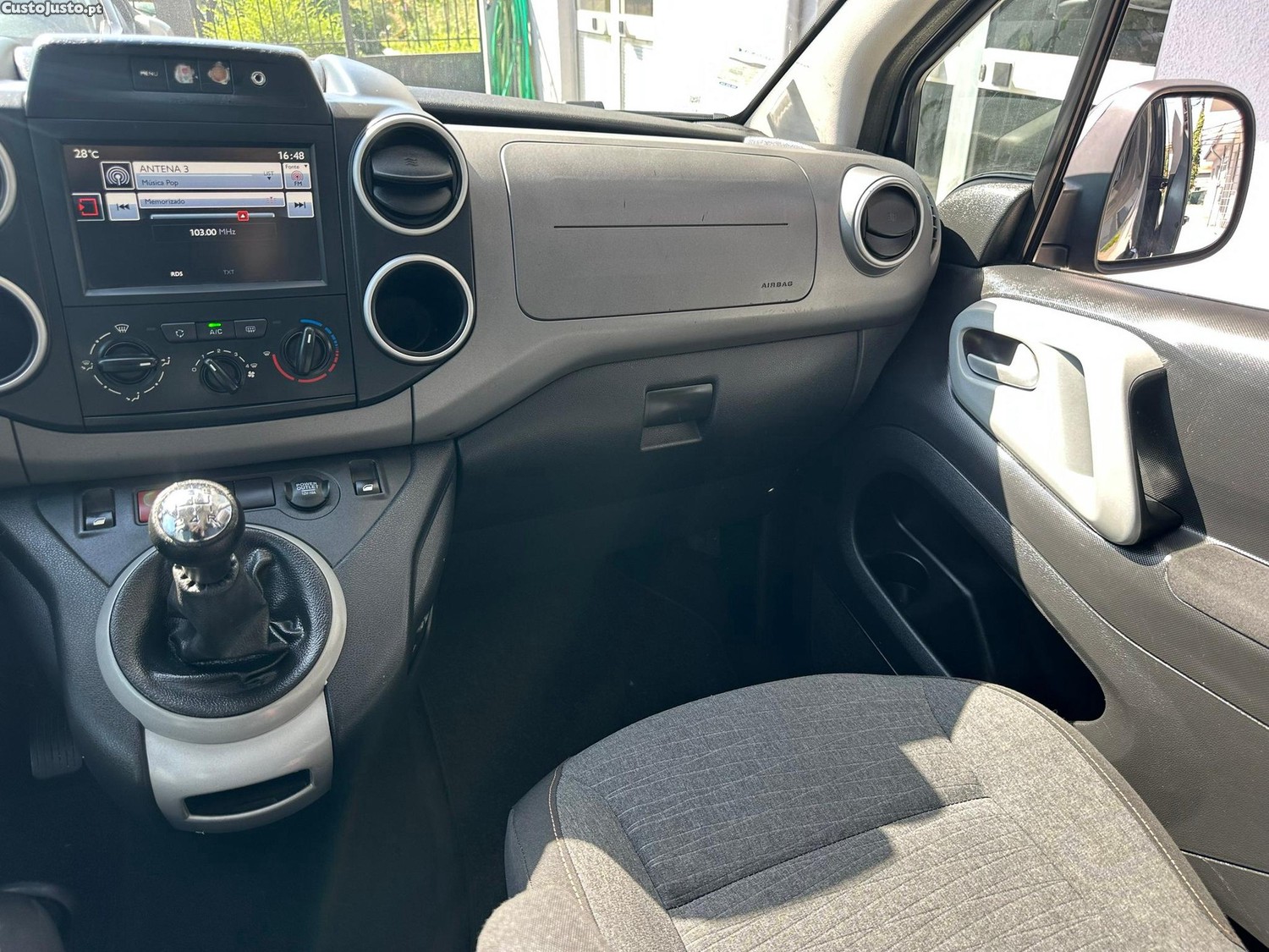Citroën Berlingo Multispace 1.6 BlueHDi Feel 7L — fotografia 4