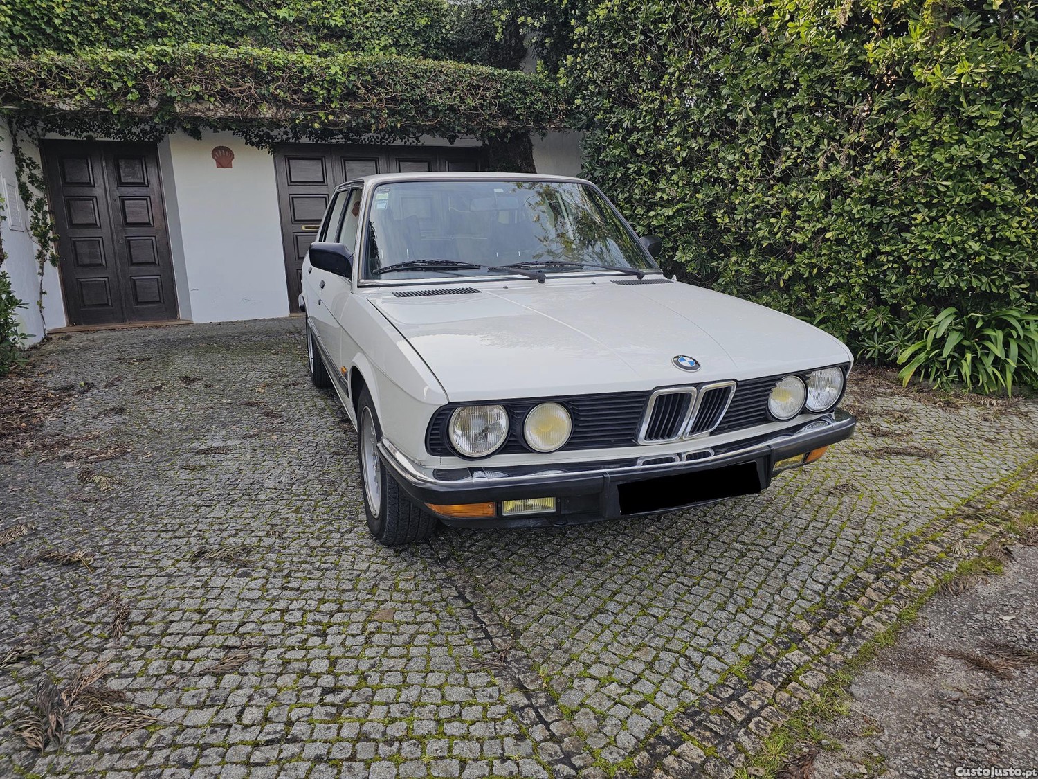 BMW 520 i E28 6 Cilindros Clássico Original Certificado - 84 — photo 3