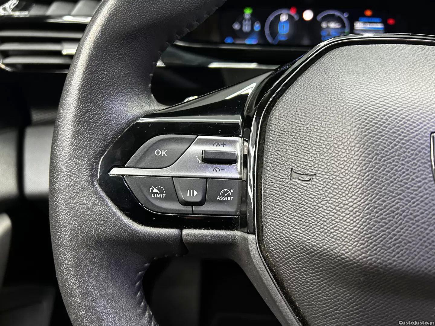 Peugeot 308 1.6 hybrid allure pack e-eat8 — fotografia 5