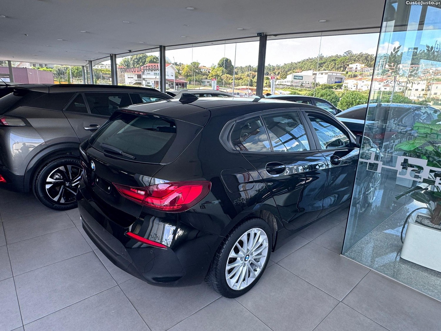 BMW 116 d Auto — fotografia 6