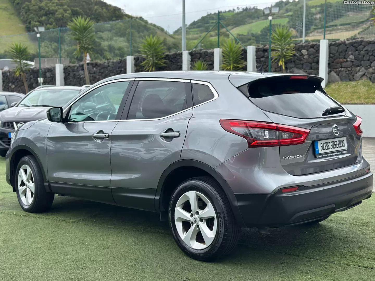 Nissan Qashqai 1.5 dci acenta - 18 foto 4
