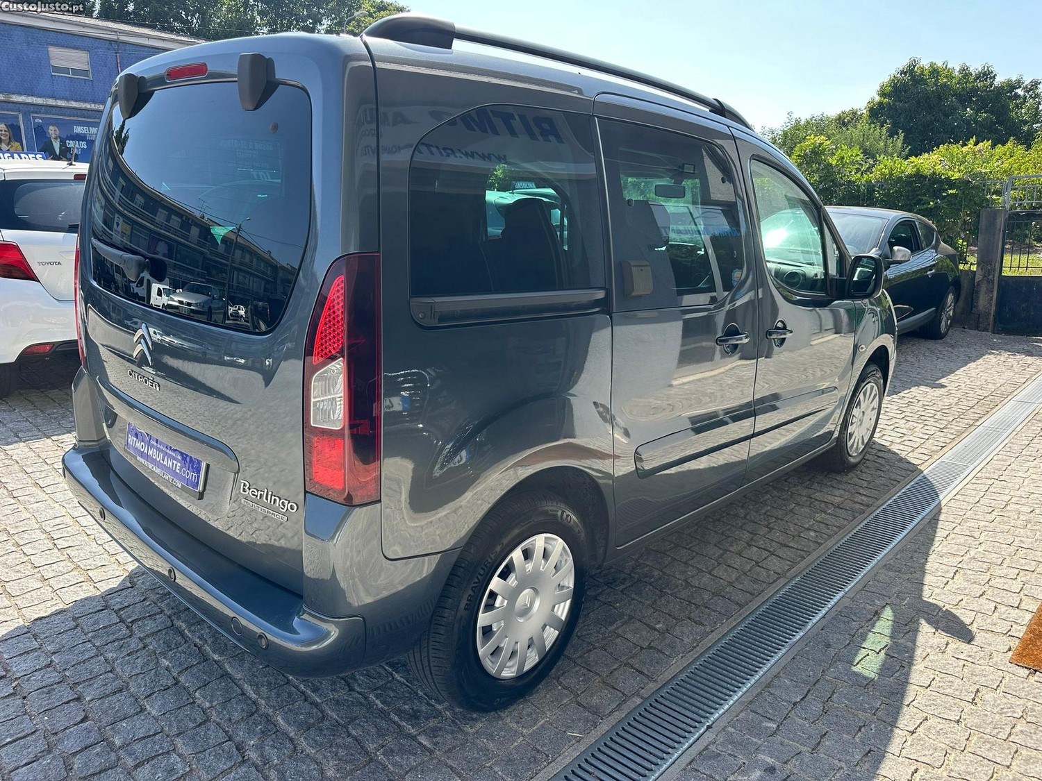 Citroën Berlingo Multispace 1.6 BlueHDi Feel 7L — fotografia 14