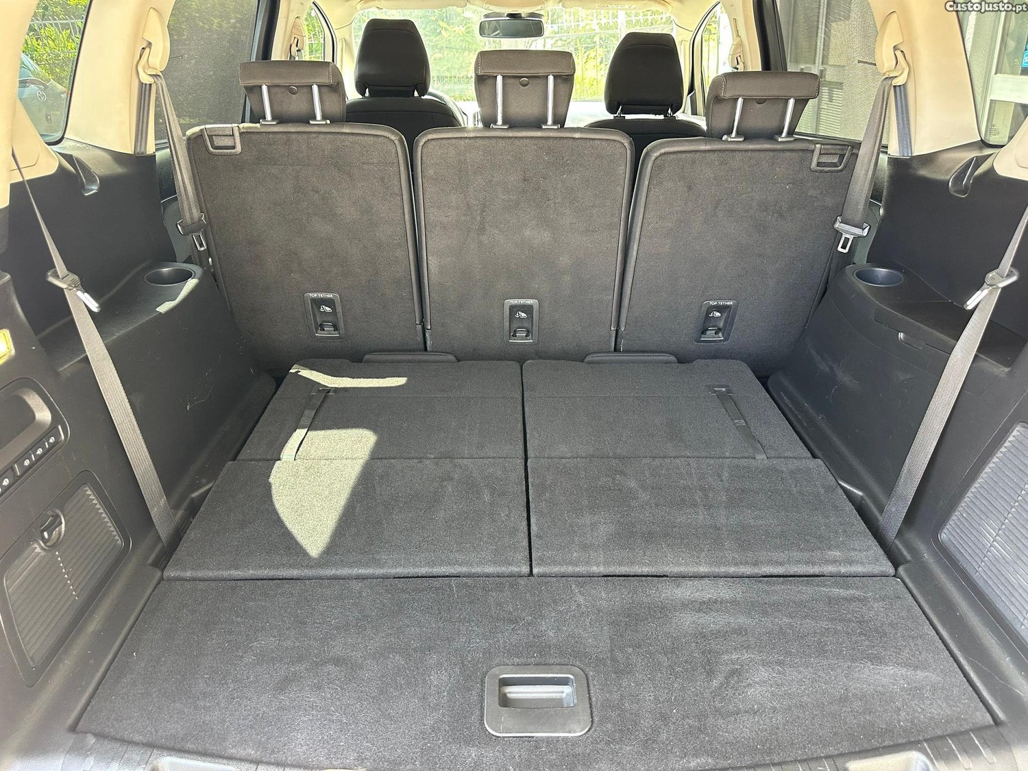 Ford S-Max 2.0 TDCi Titanium — fotografia 9