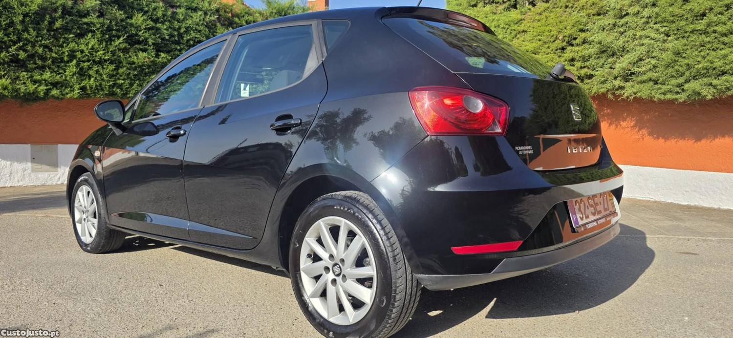 SEAT Ibiza 1.4 TDi Style — fotografia 3