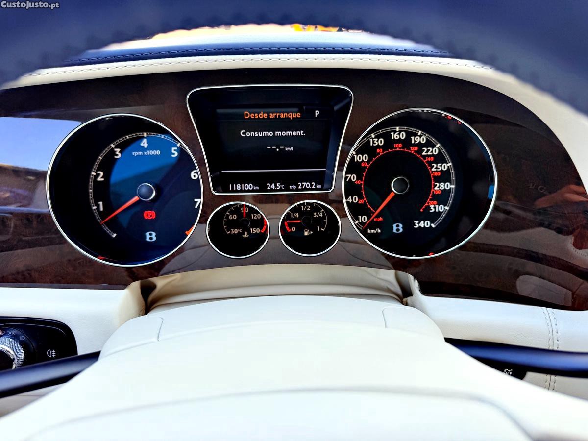 Bentley Continental Flying Spur Flying Spur — fotografia 46