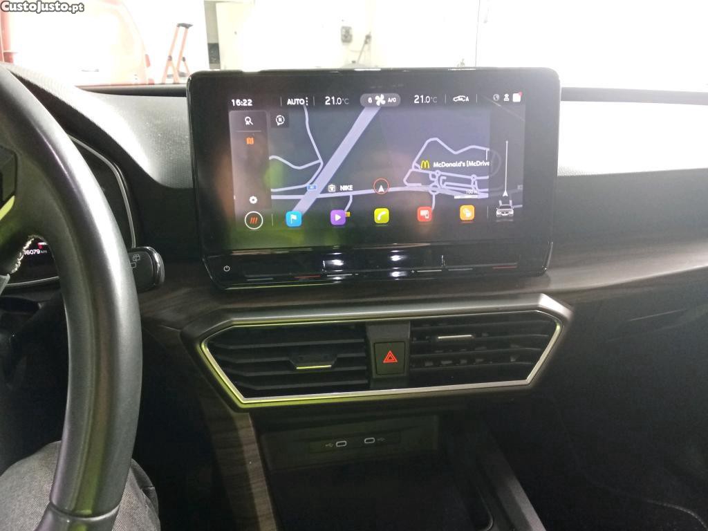 SEAT Leon 1.4 e-Hybrid Xcellence DSG 204cv — fotografia 16