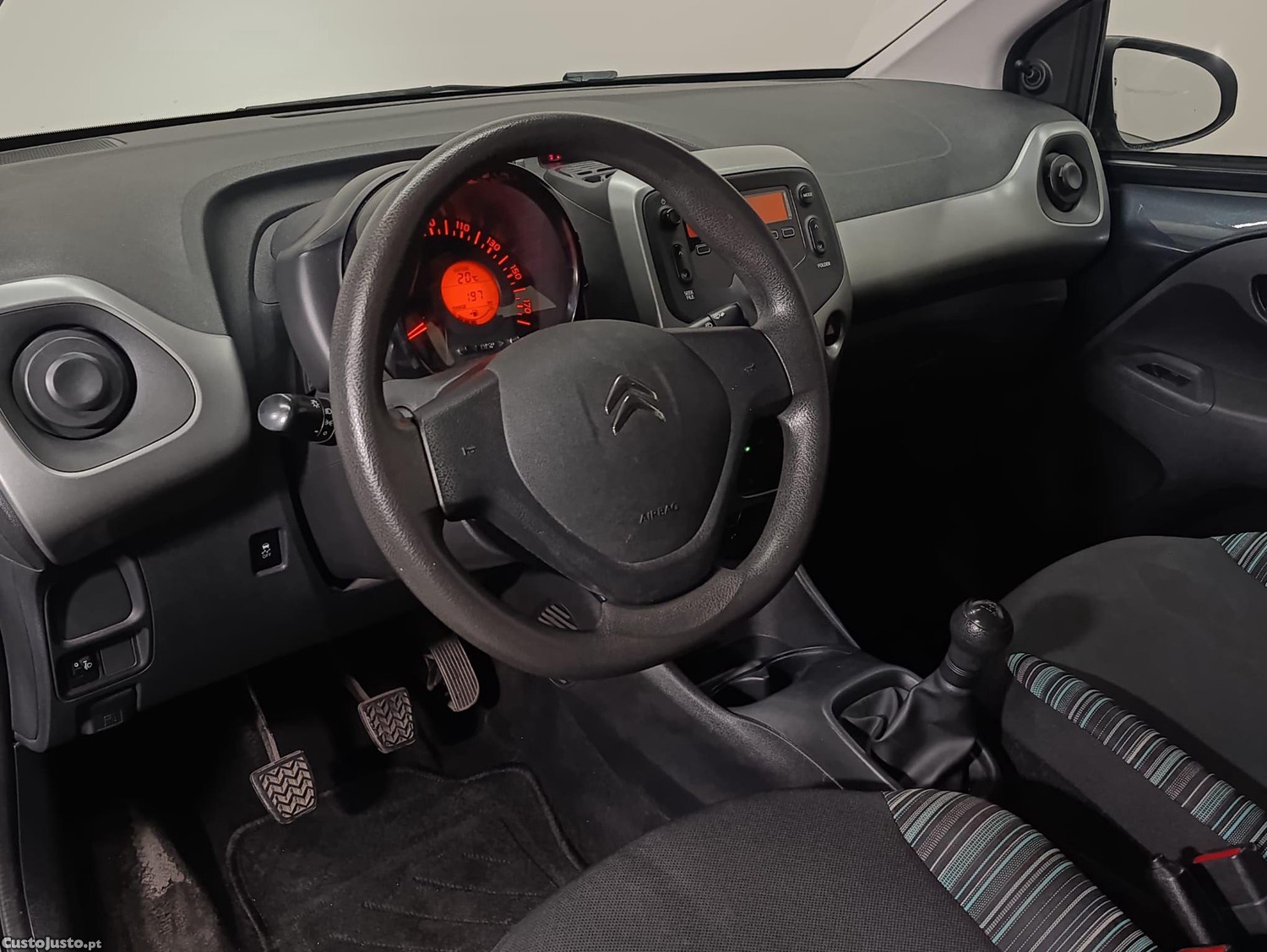 Citroën C1 1.0 VTI LIFE — fotografia 9