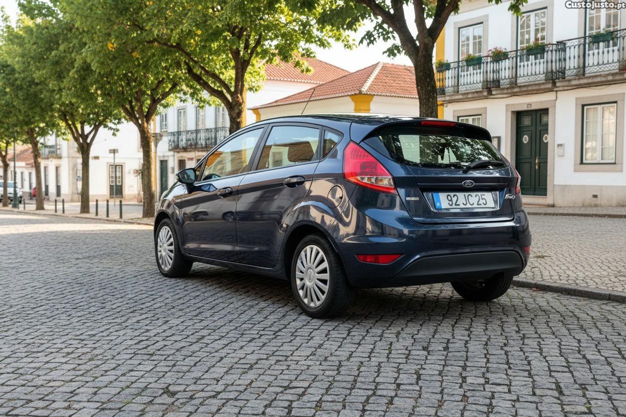 Ford Fiesta 1,4 cdti — photo 3
