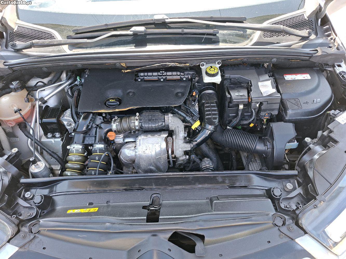 Citroën C4 1.6 Hdi 100 cv — fotografia 2