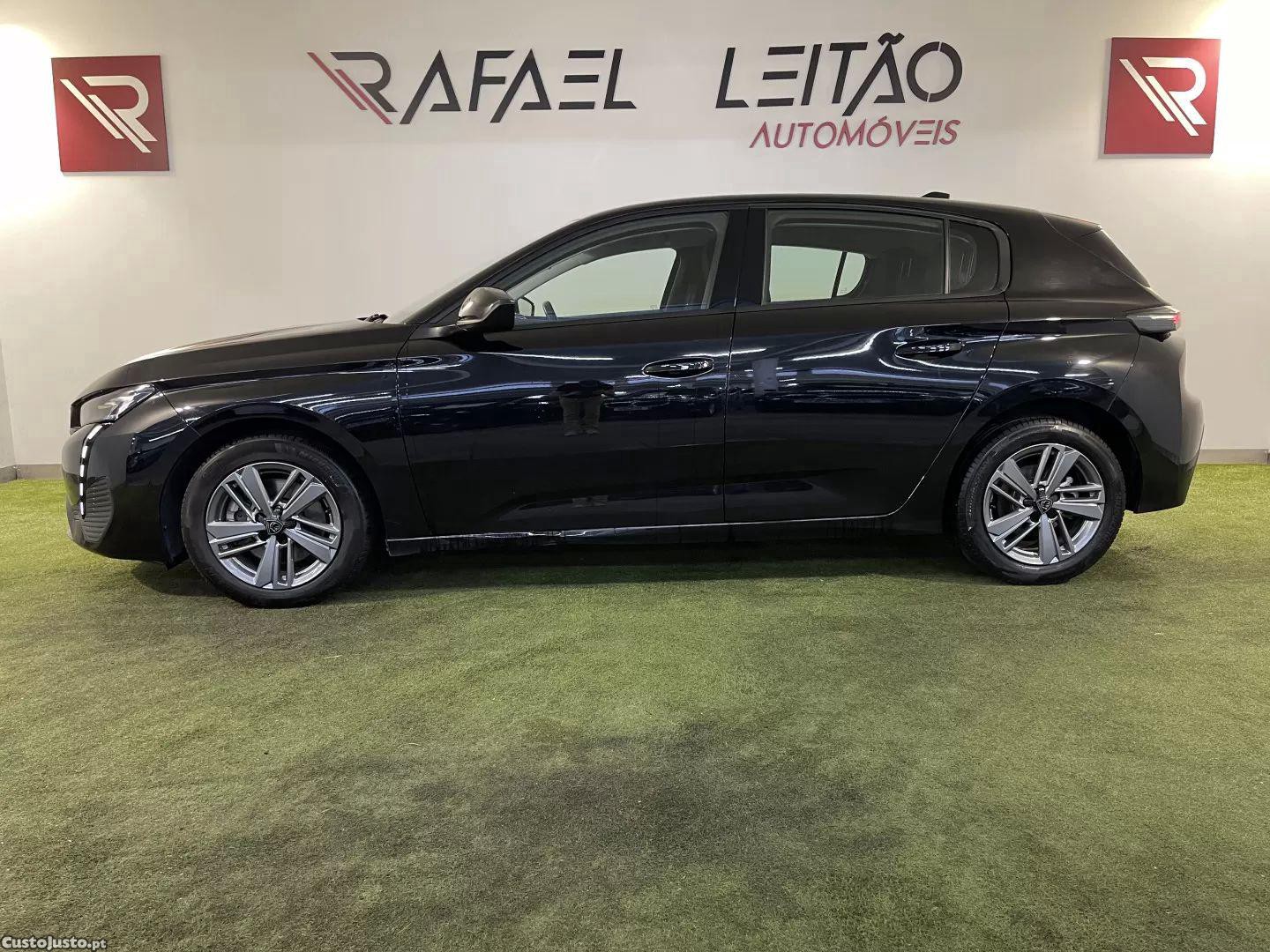 Peugeot 308 1.5 bluehdi active eat8 - 24 — photo 4