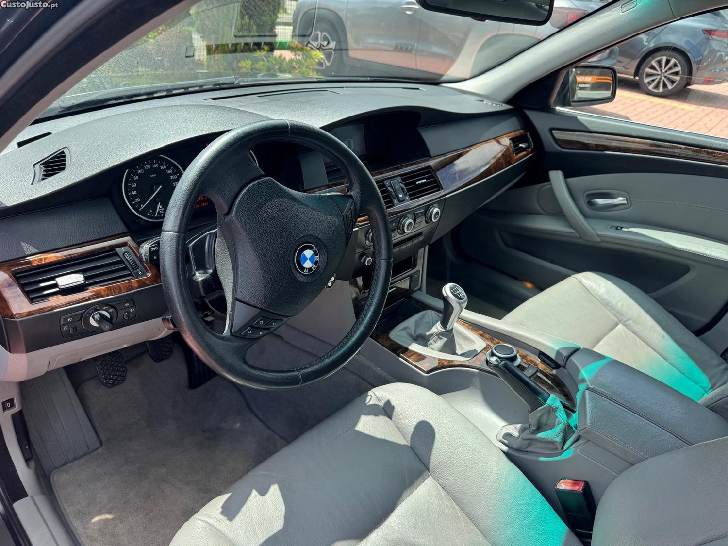 BMW 520 d Executive — fotografia 16
