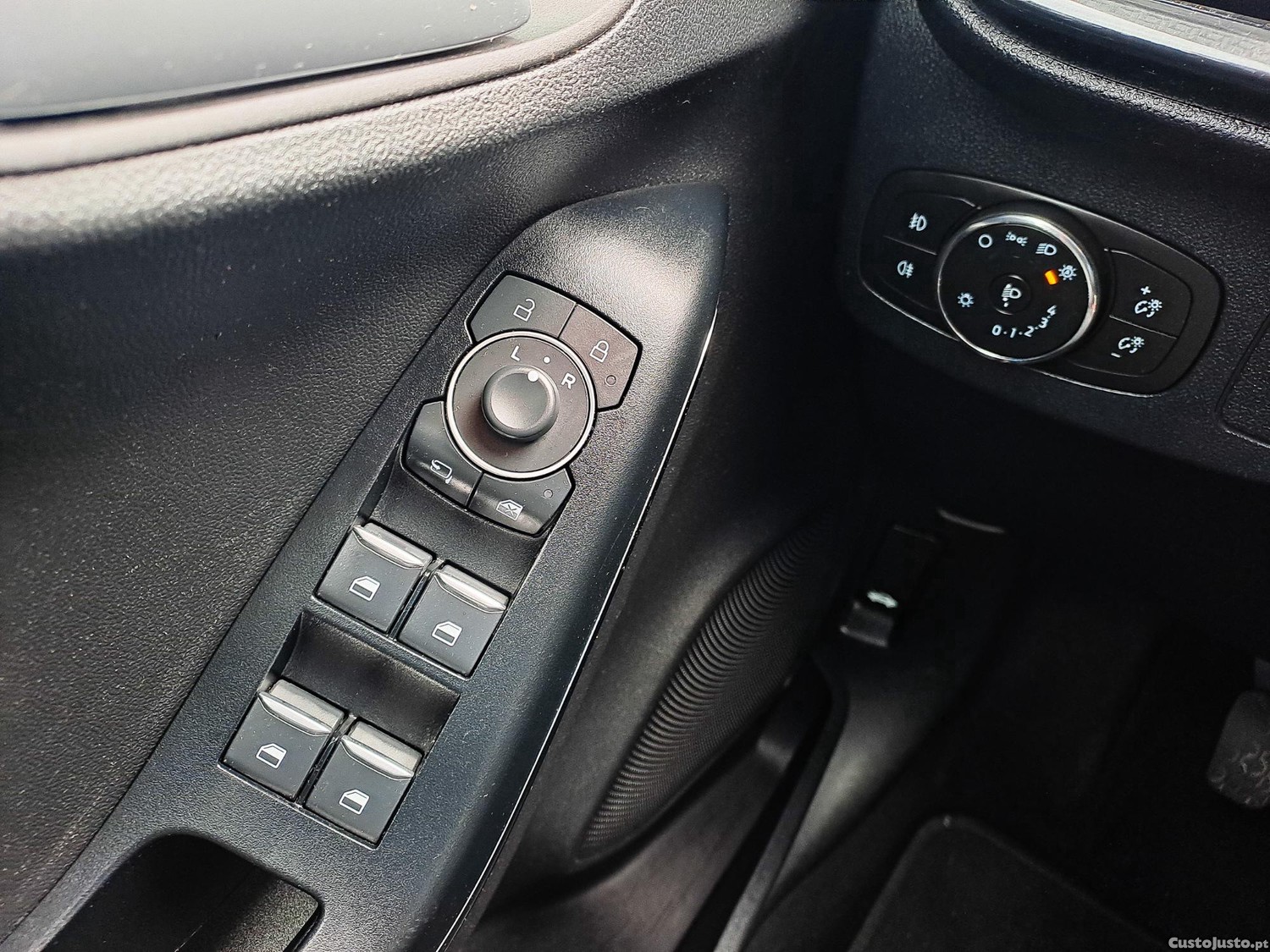 Ford Puma 1.0 ECOBOOST 125CV MHEV ST LINE DESIGN GASOLINA 2023 — fotografia 9