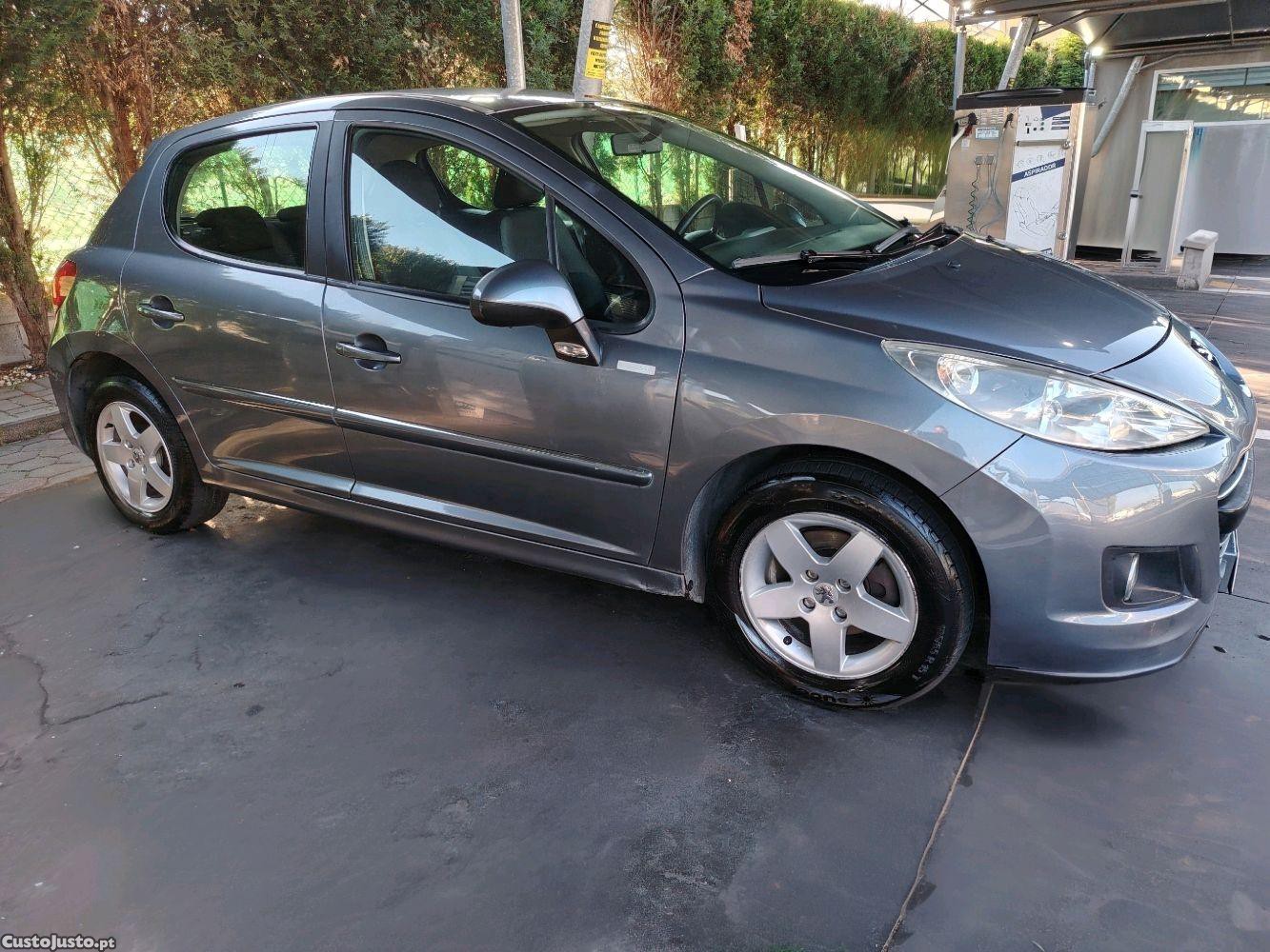 Peugeot 207 1.4 HDI — fotografia 6