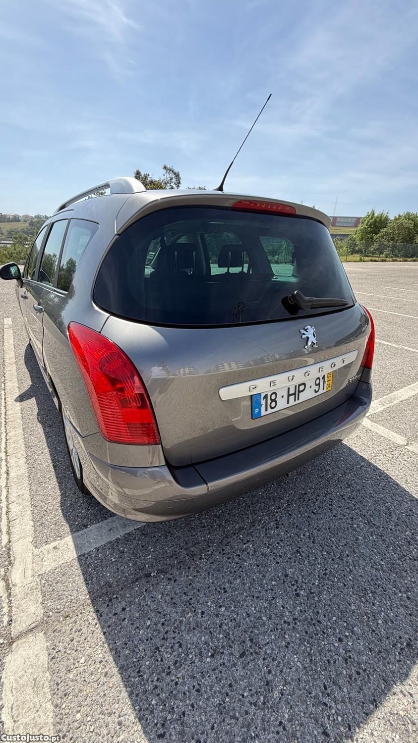Peugeot 308 SW — photo 5