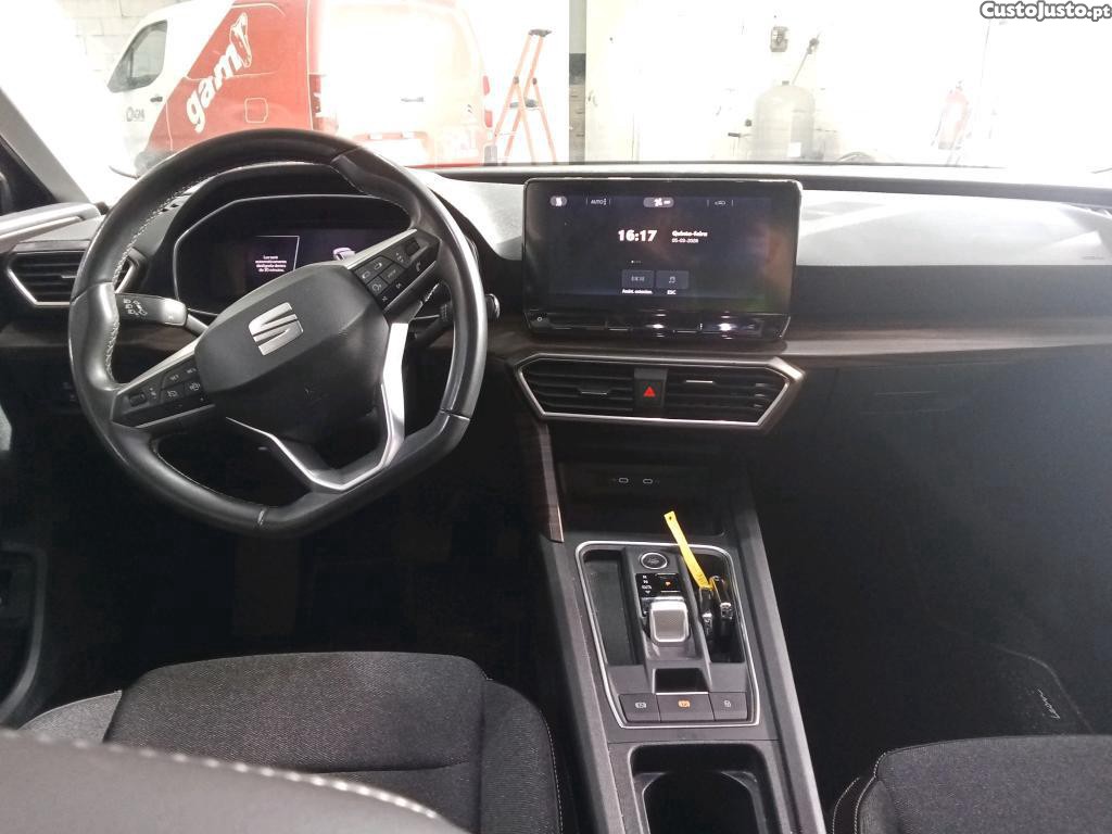 SEAT Leon 1.4 e-Hybrid Xcellence DSG 204cv — fotografia 19