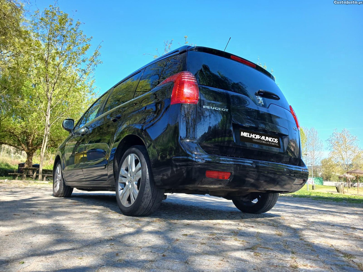 Peugeot 5008 2.0 HDi Sport — fotografia 18