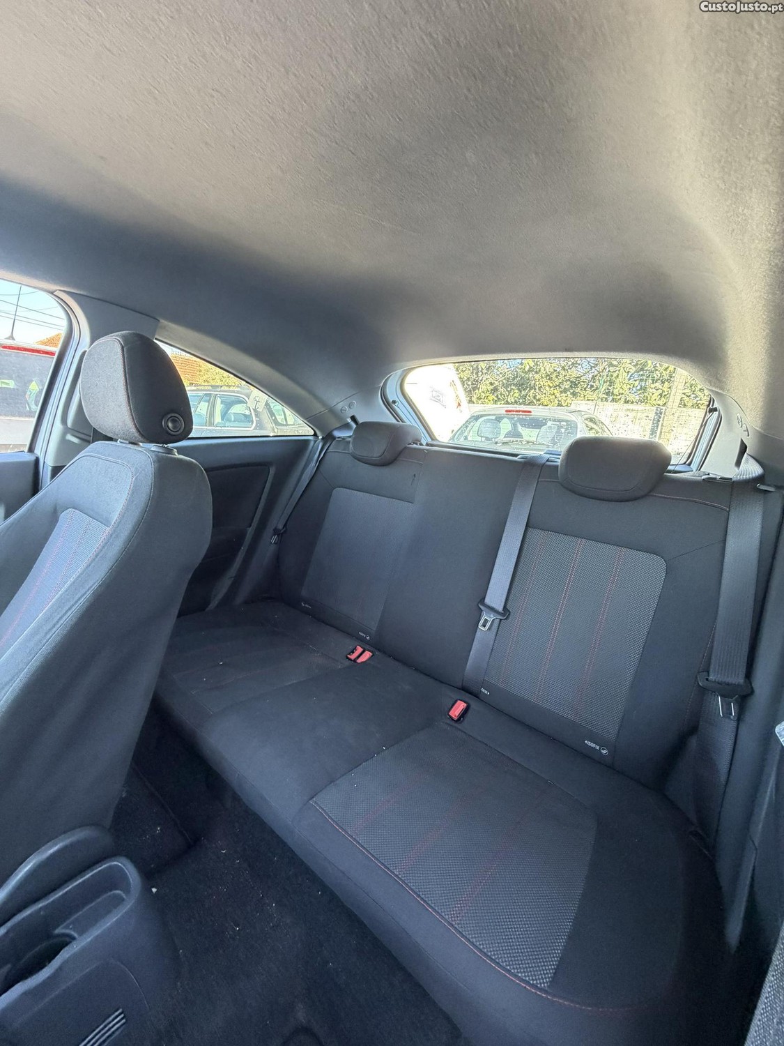 Opel Corsa 1.2i 85CV 1 Proprietário - 11 — photo 5