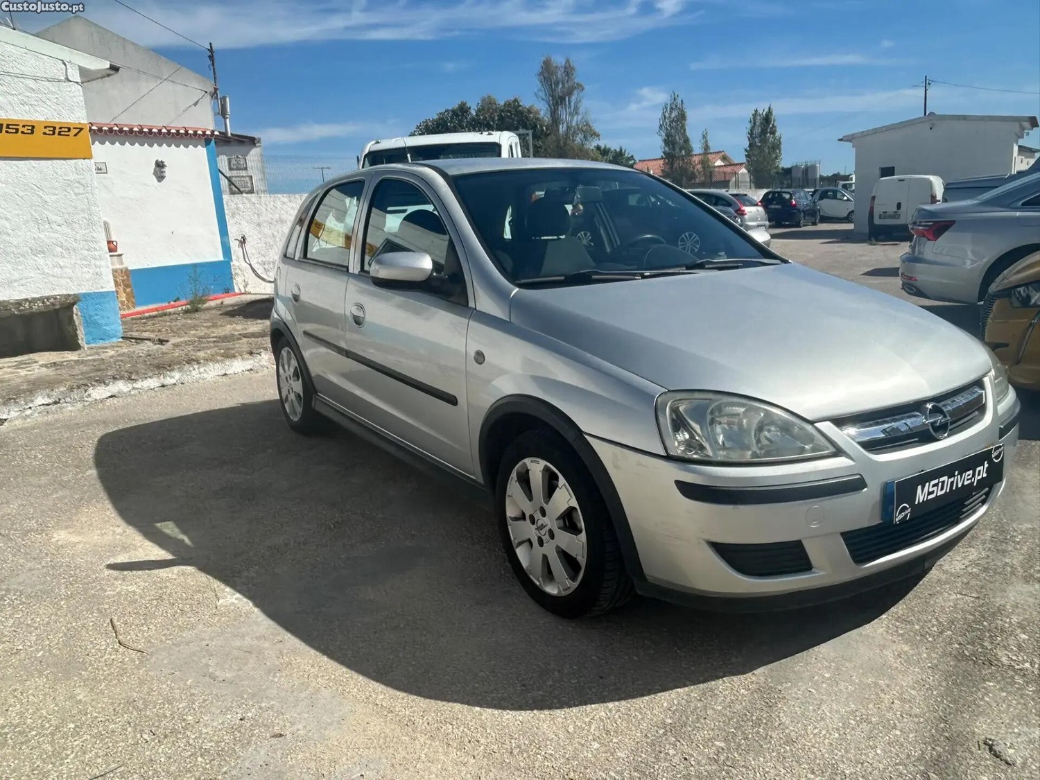 Opel Corsa 1.3 CDTi Silver — fotografia 17