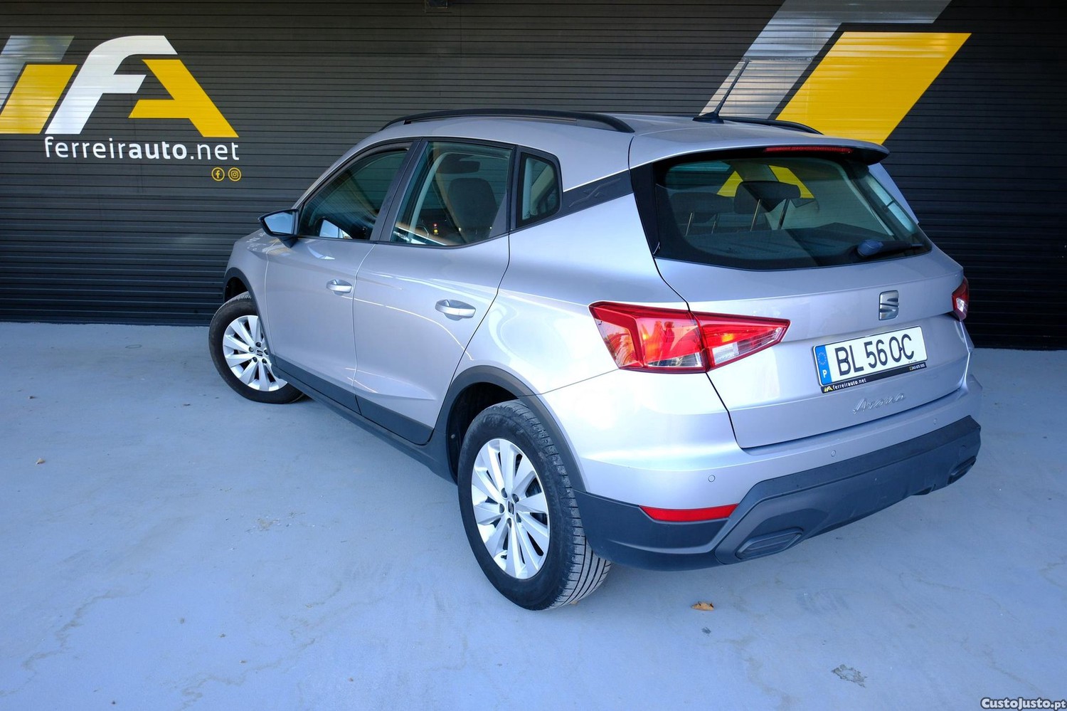 SEAT Arona 1.0 TSI Style — fotografia 24