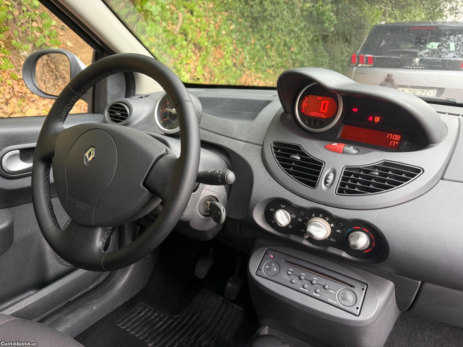 Renault Twingo Como novo poucos kms — photo 3