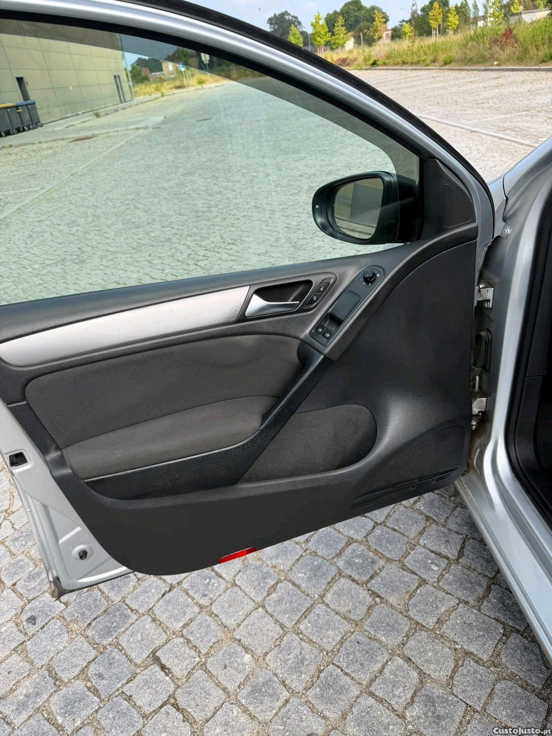 Volkswagen Golf 1.6 TDI — fotografia 8