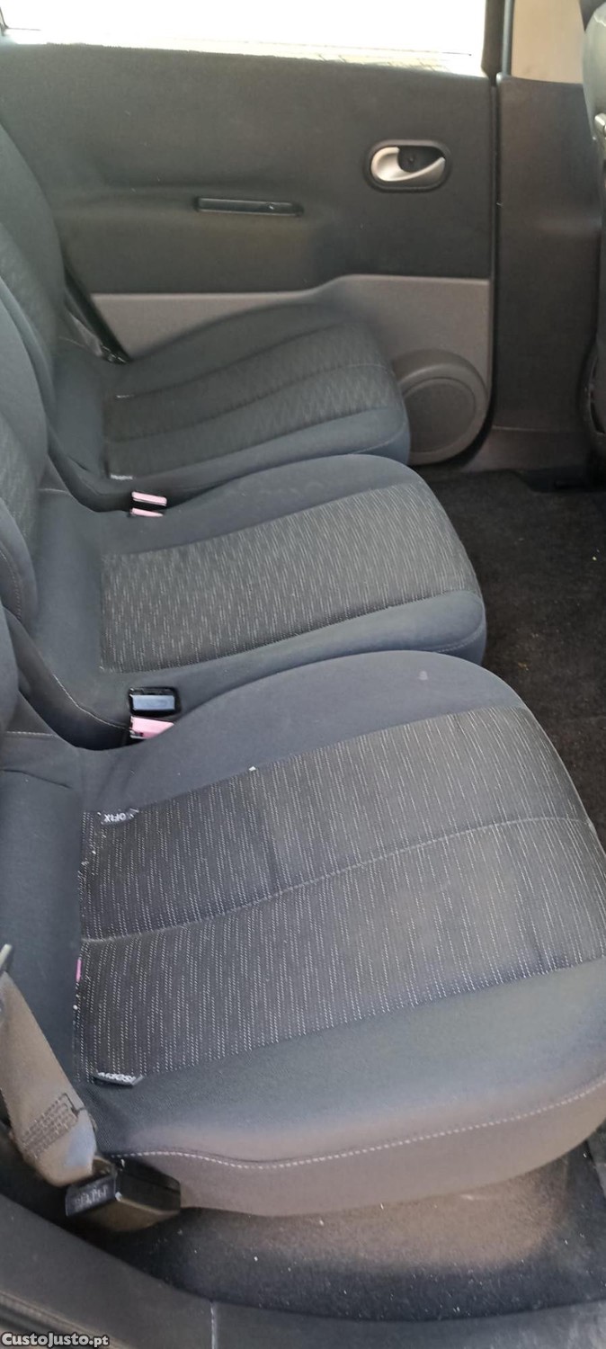 Renault Mégane Scenic 1.4 Gasolina Muito Bom-Sò 86000kms Reais — fotografia 3