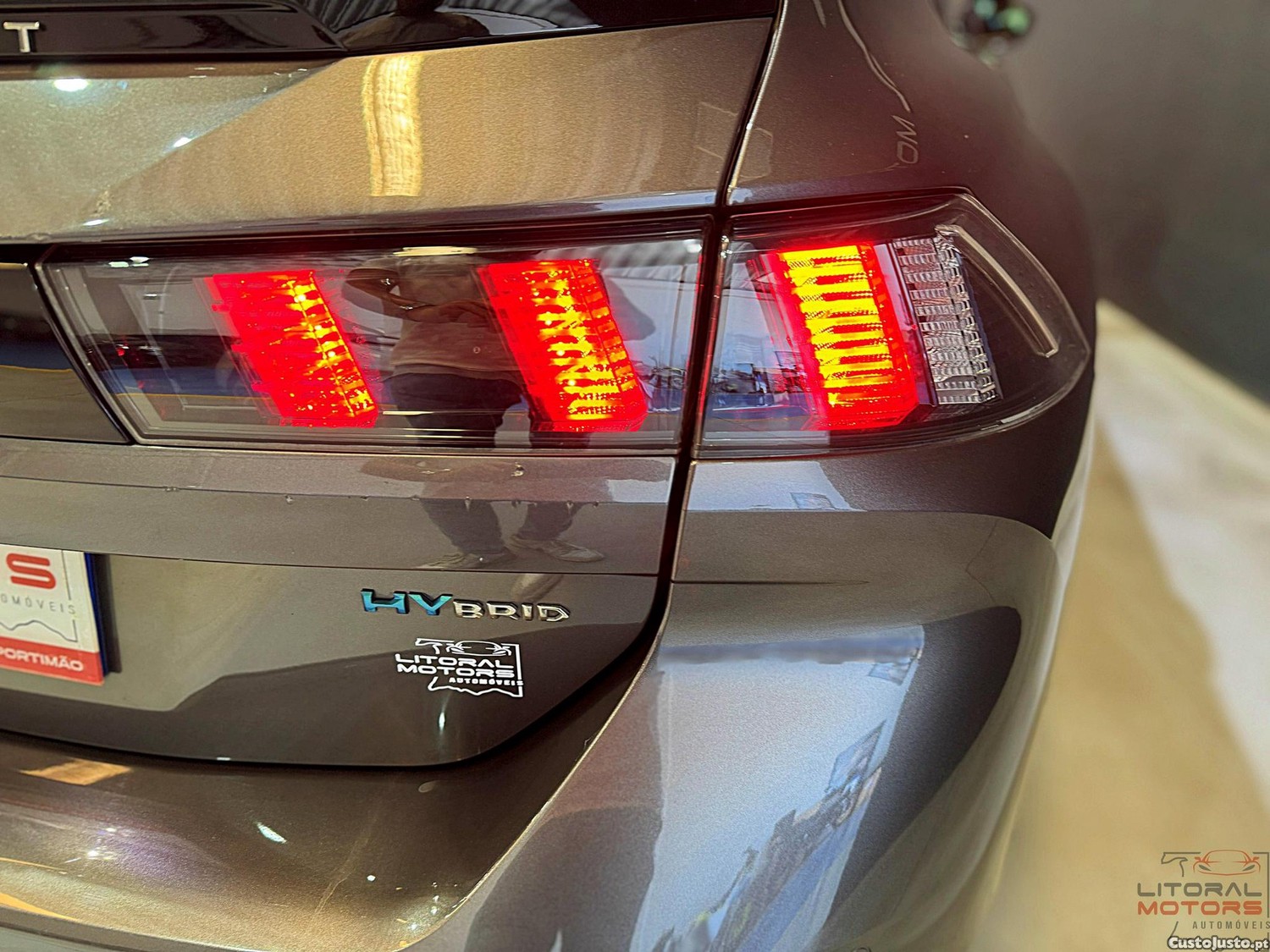 Peugeot 508 SW 1.6 Hybrid Allure e-EAT8 — fotografia 15