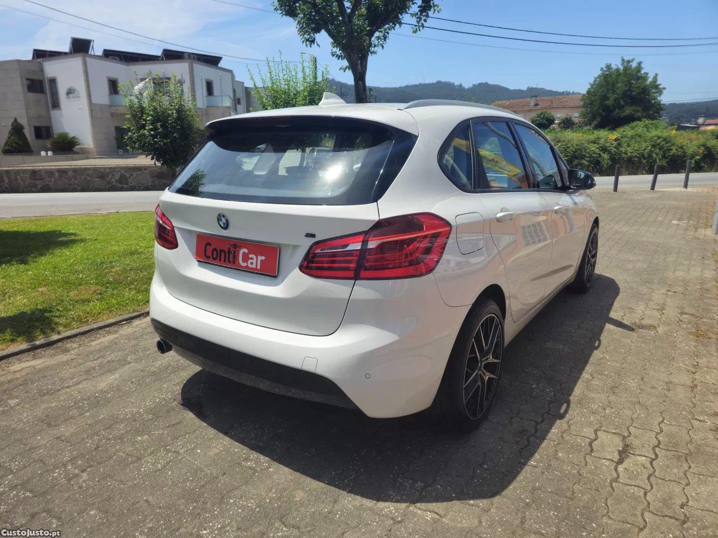 BMW 216 Active Tourer Sport — fotografia 11