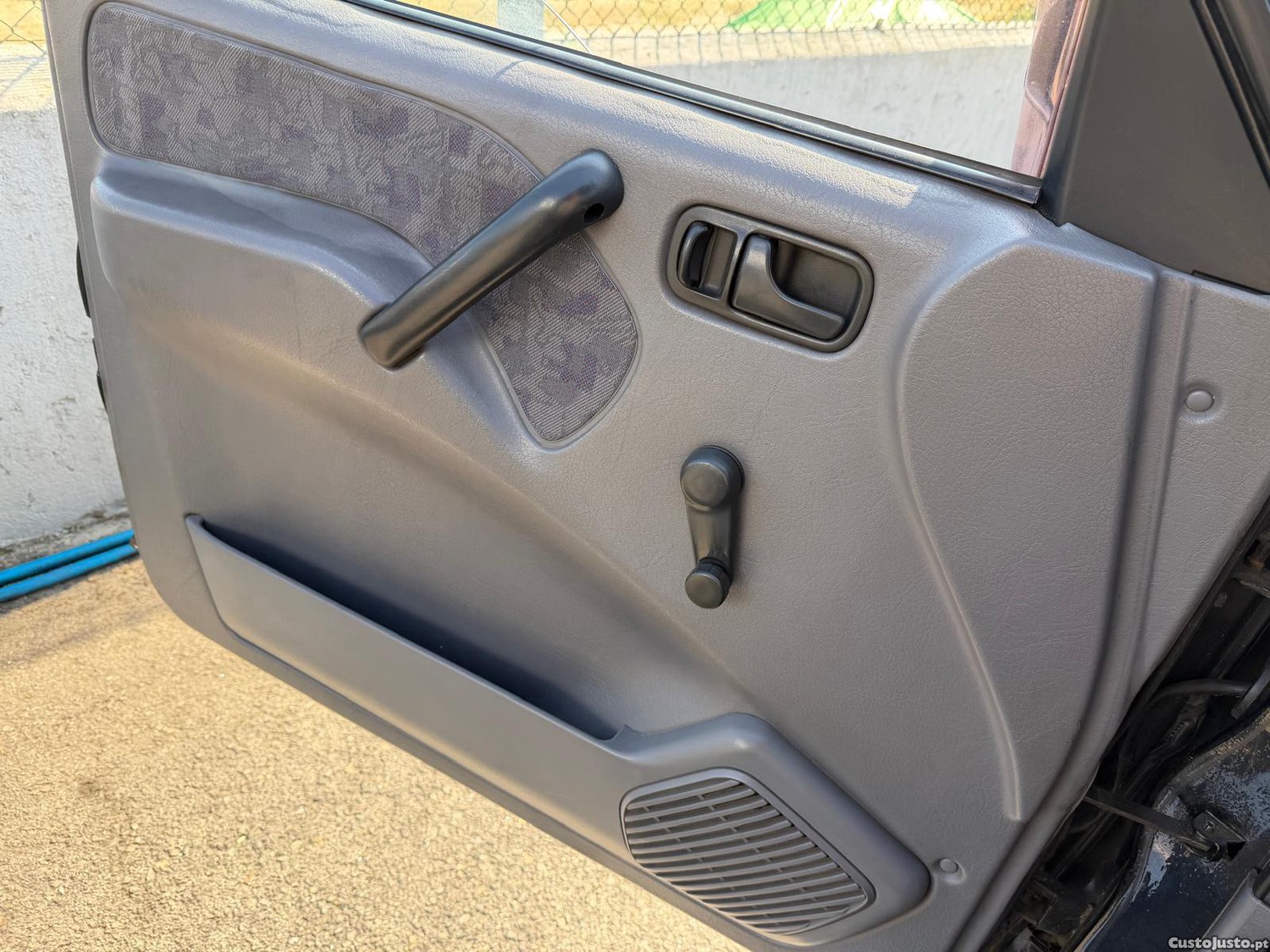 Ford Maverick GLS — fotografia 4