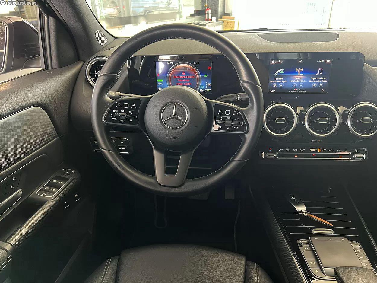 Mercedes-Benz GLA 250 E — fotografia 15