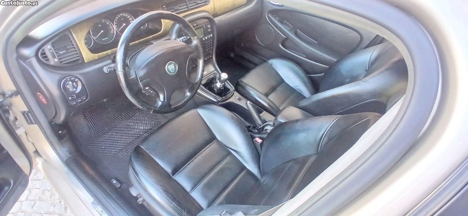 Jaguar X-Type 4x4 permanente — photo 5