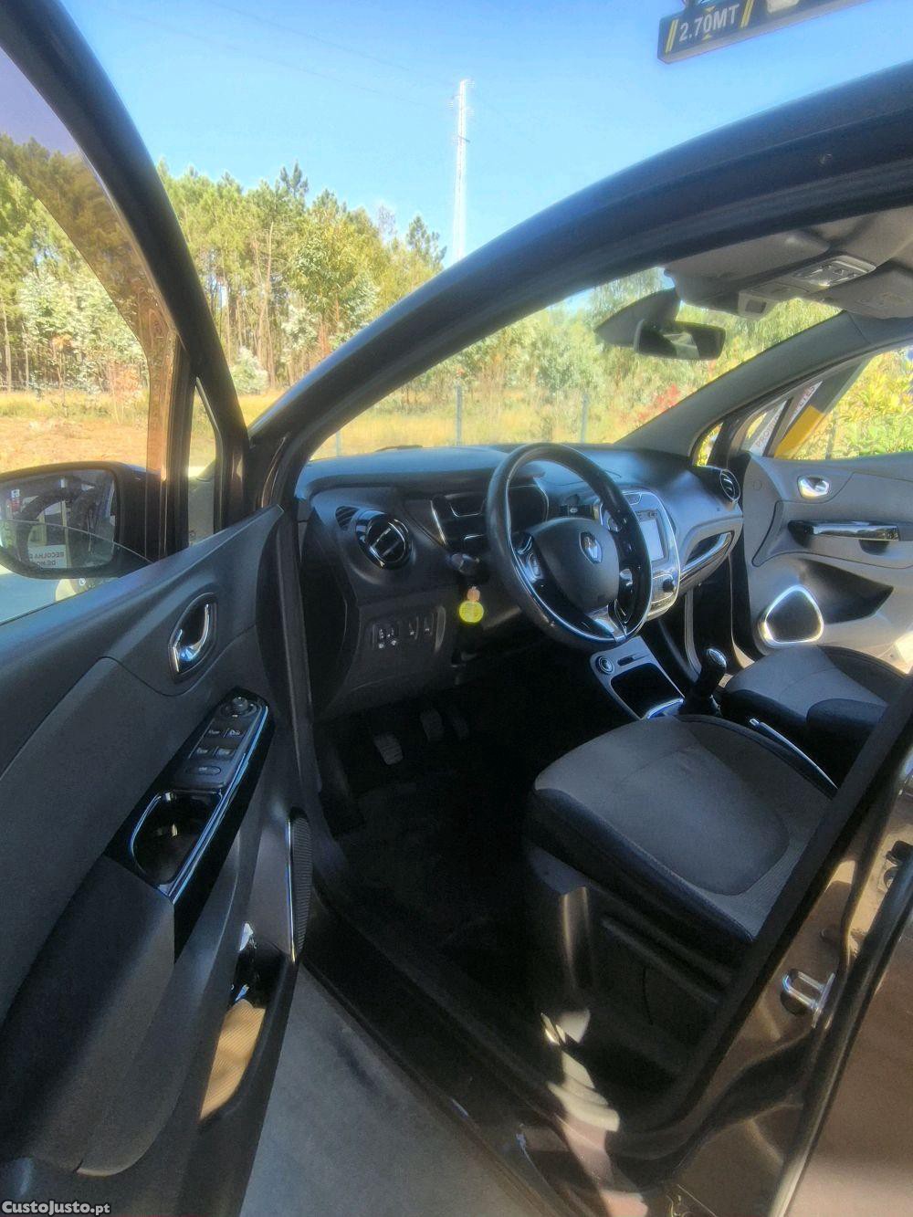 Renault Captur sport — photo 3