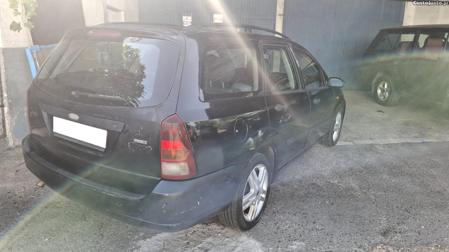Ford Focus (Dnw) S.Wagon — fotografia 5