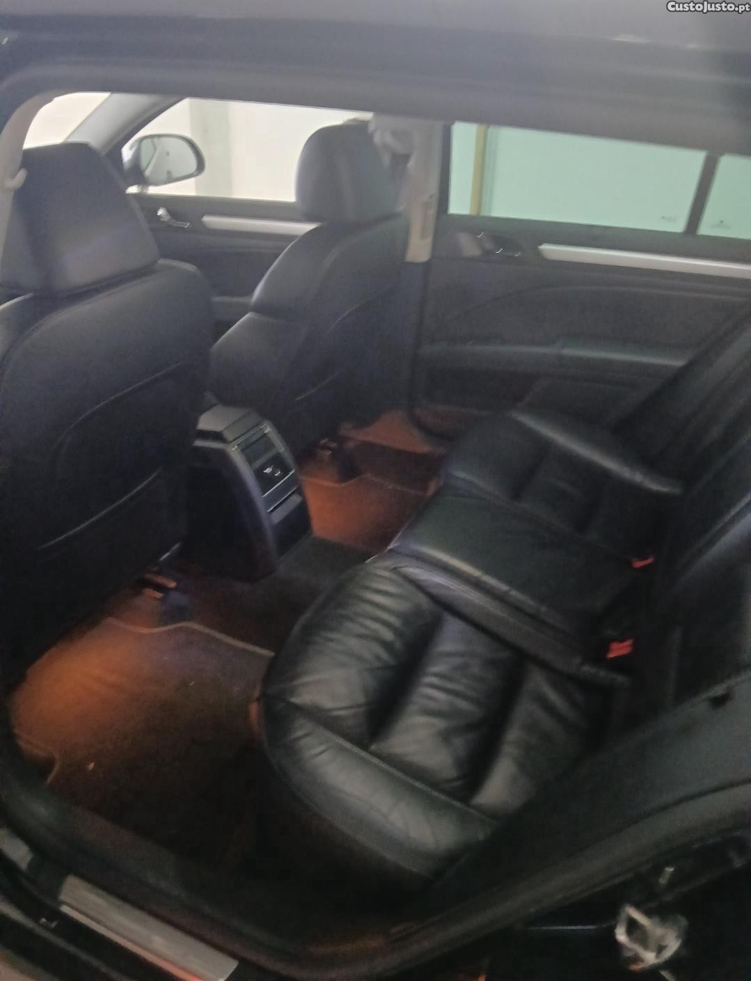 Skoda Superb Carrinha — photo 3