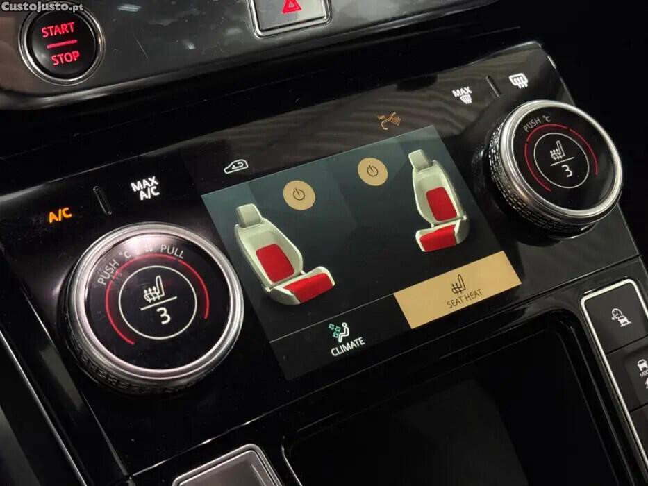 Jaguar I-Pace EV320 AWD SE — fotografia 3