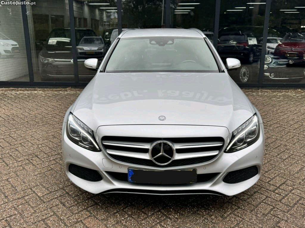 Mercedes-Benz C 350 C350e Estate Plug-in Hybrid2015 — fotografia 10